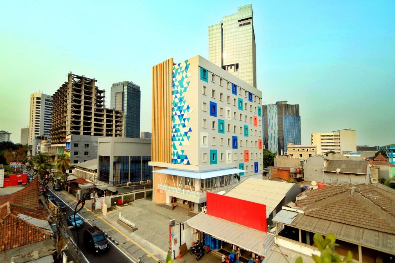 Dafam Express Jaksa Jakarta Exterior photo